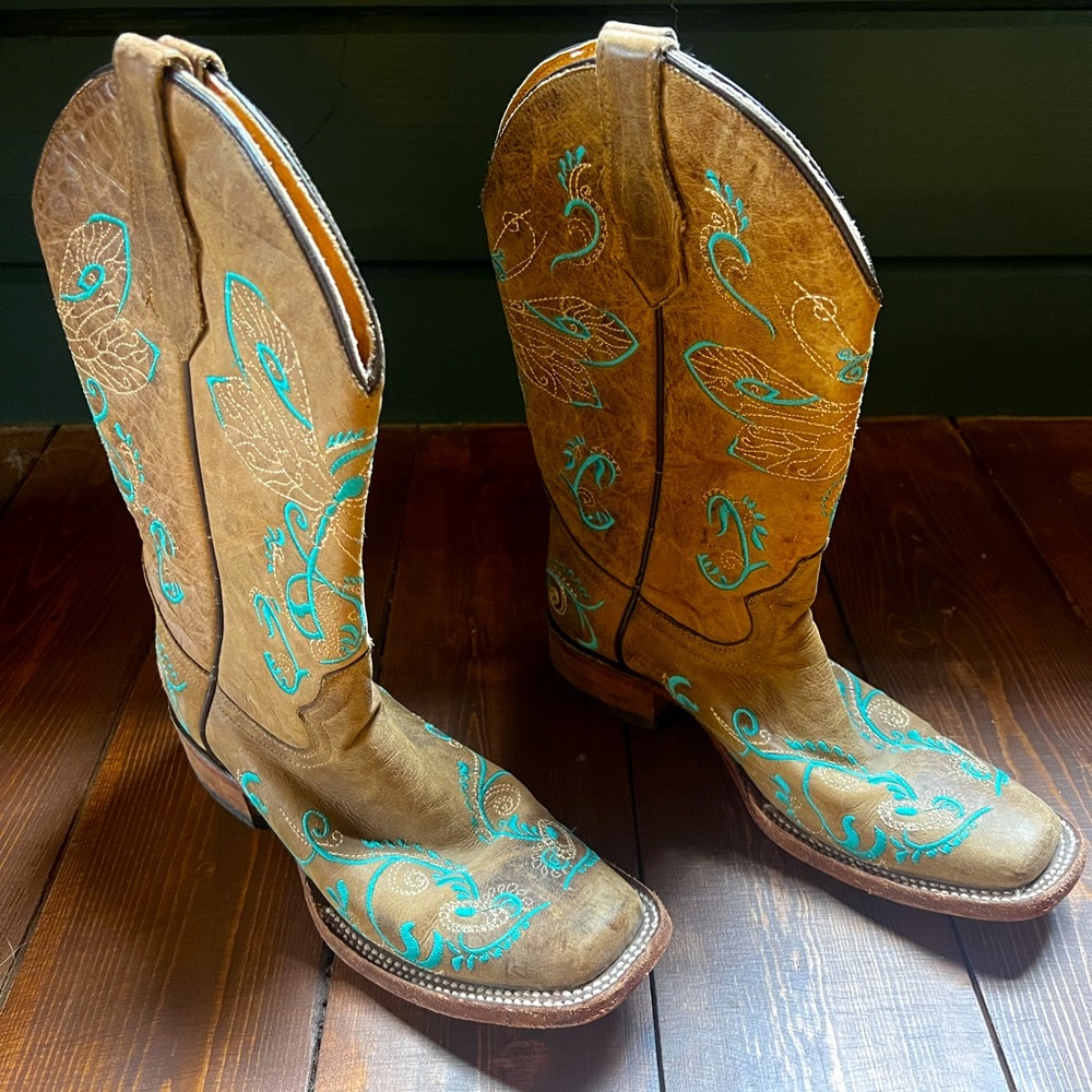 Nashville Genuine Leather Cowgirl Boots - NEW